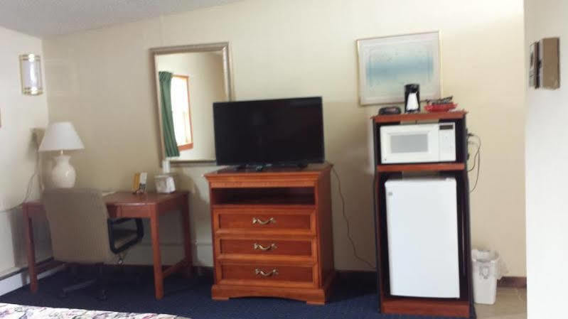 Great Lakes Inn & Suites South Haven Ngoại thất bức ảnh